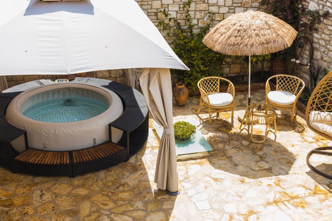 Villa Porta 체파로 외부 사진