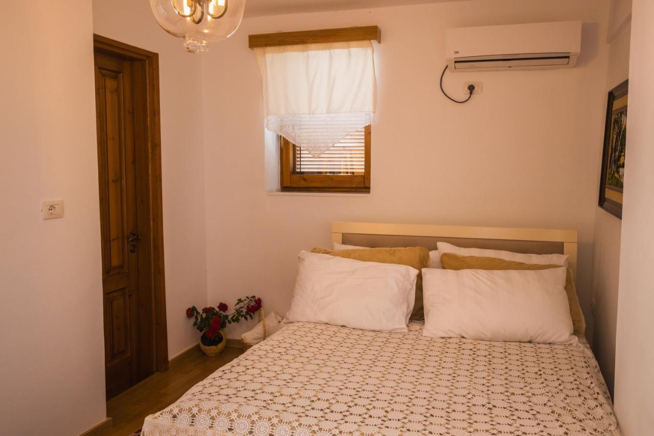 Villa Porta 체파로 외부 사진