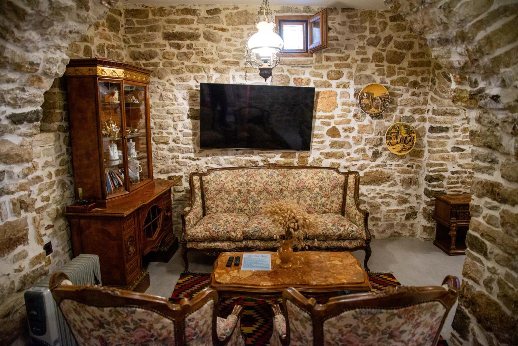Villa Porta 체파로 외부 사진
